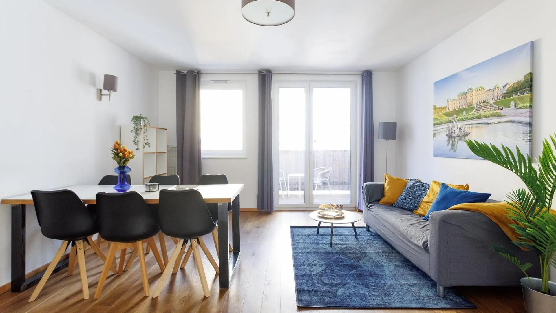 Spacious Group Apartment With Balcony Vienna