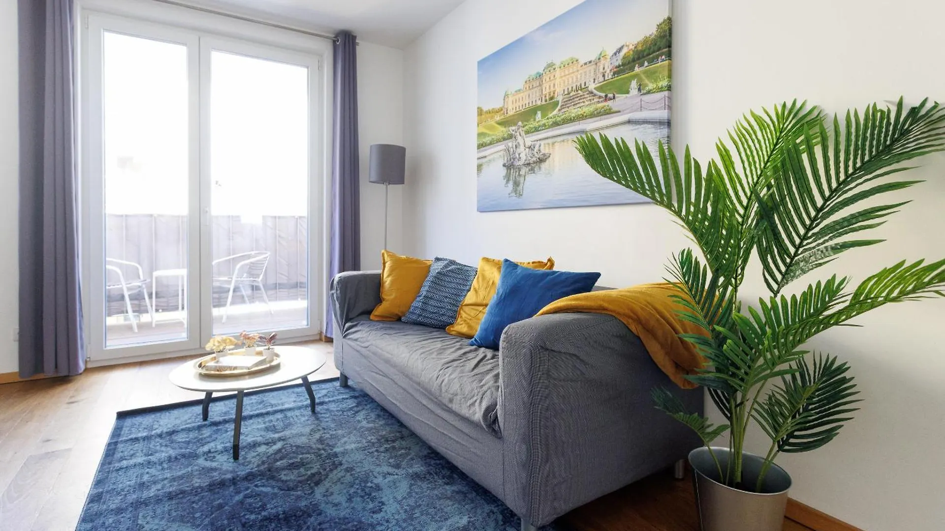 Spacious Group Apartment With Balcony Vienna