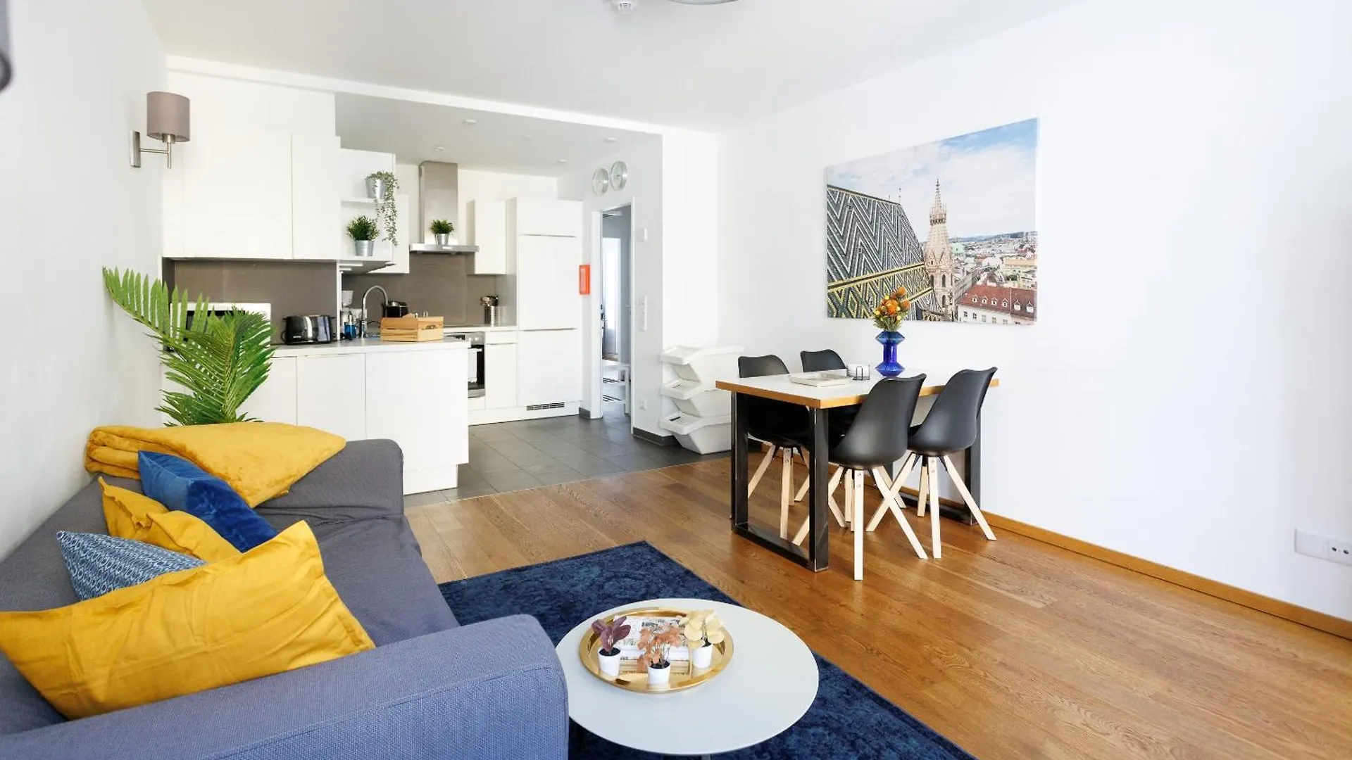 Spacious Group Apartment With Balcony Vienna